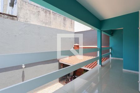 Casa à venda com 298m², 3 quartos e 12 vagas Casa à venda com 298m², 3 quartos e 12 vagasVaranda da Suíte