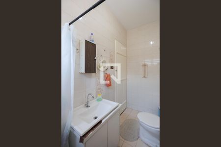 Casa à venda com 298m², 3 quartos e 12 vagas Casa à venda com 298m², 3 quartos e 12 vagasBanheiro de serviço