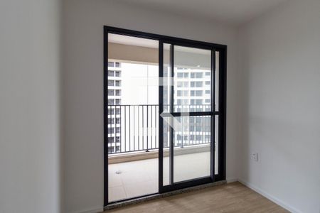 Sala de apartamento à venda com 3 quartos, 69m² em Vila Anastácio, São Paulo