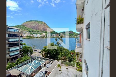 Sala vista de apartamento à venda com 2 quartos, 77m² em Lagoa, Rio de Janeiro