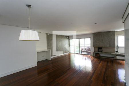 Sala de apartamento à venda com 2 quartos, 133m² em Real Parque, São Paulo