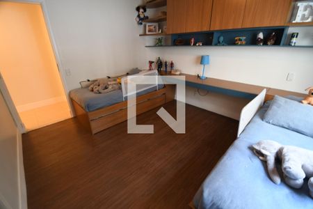 Quarto 2 de apartamento para alugar com 3 quartos, 138m² em Cambuí, Campinas