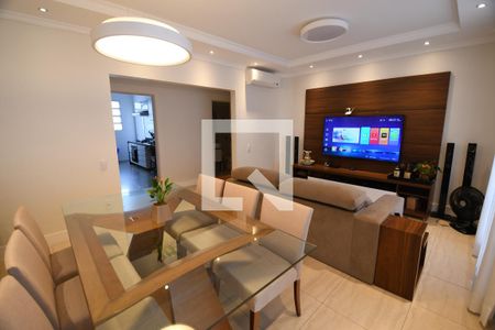 Sala de apartamento para alugar com 3 quartos, 138m² em Cambuí, Campinas