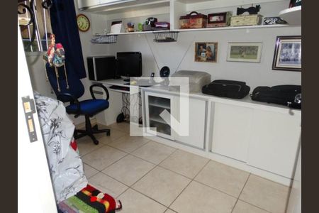 Terceiro Quarto de apartamento à venda com 3 quartos, 60m² em Padre Eustáquio, Belo Horizonte