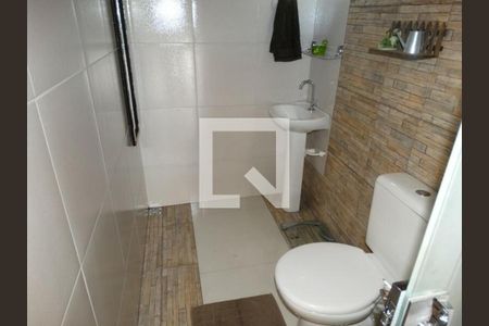 Banheiro social de apartamento à venda com 3 quartos, 60m² em Padre Eustáquio, Belo Horizonte