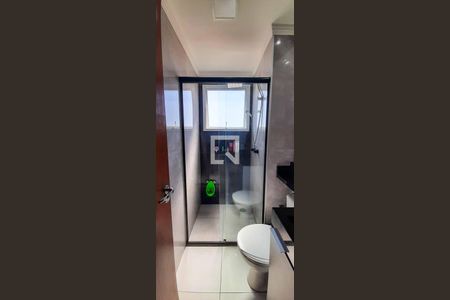 Apartamento à venda com 46m², 2 quartos e 1 vaga Apartamento à venda com 46m², 2 quartos e 1 vagaBanheiro