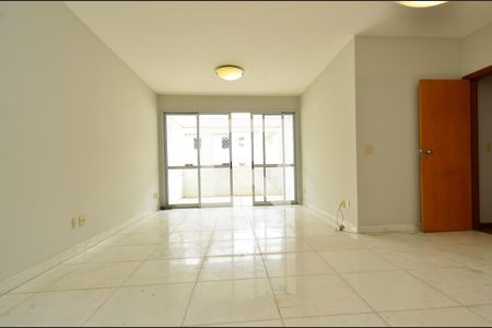 Sala de estar de apartamento para alugar com 4 quartos, 248m² em Centro, Belo Horizonte