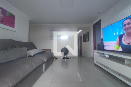 Sala de casa de condomínio para alugar com 2 quartos, 80m² em Taquara, Rio de Janeiro