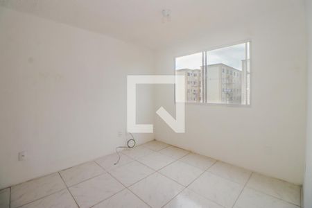 Sala de apartamento para alugar com 2 quartos, 42m² em Rubem Berta, Porto Alegre