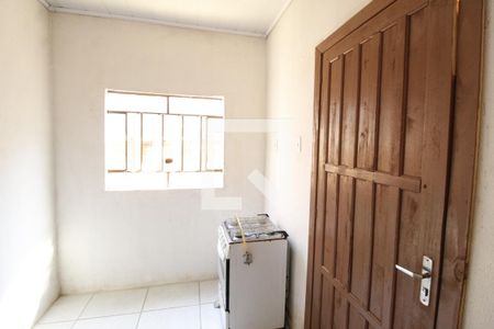 Kitnet de casa para alugar com 0 quarto, 20m² em Cruzeiro, Gravataí