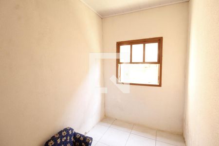 Kitnet de casa para alugar com 0 quarto, 20m² em Cruzeiro, Gravataí