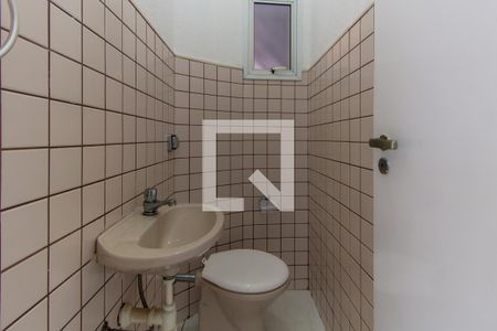 Lavabo de casa para alugar com 3 quartos, 100m² em Água Rasa, São Paulo