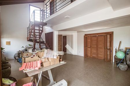 Sala de casa à venda com 3 quartos, 244m² em Vila Nova, Porto Alegre