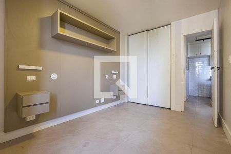 Quarto de apartamento à venda com 1 quarto, 48m² em Vila Madalena, São Paulo