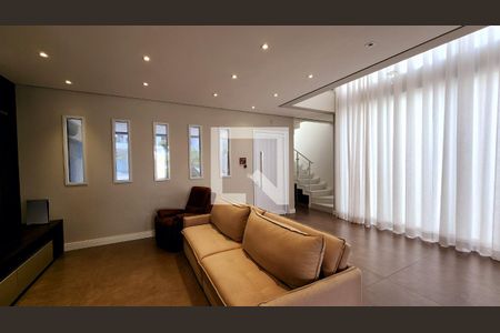 Sala de casa de condomínio à venda com 3 quartos, 190m² em Jardim Ermida I, Jundiaí