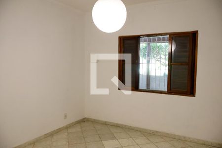 Quarto 1 de casa para alugar com 5 quartos, 230m² em Jardim Elvira, Osasco