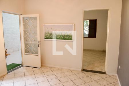 sala de casa para alugar com 5 quartos, 230m² em Jardim Elvira, Osasco