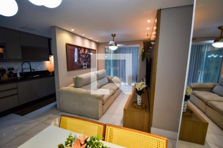 Sala de apartamento à venda com 2 quartos, 77m² em Todos Os Santos, Rio de Janeiro