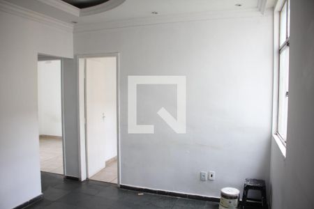 Sala de apartamento para alugar com 2 quartos, 54m² em Jardim Riacho das Pedras, Contagem