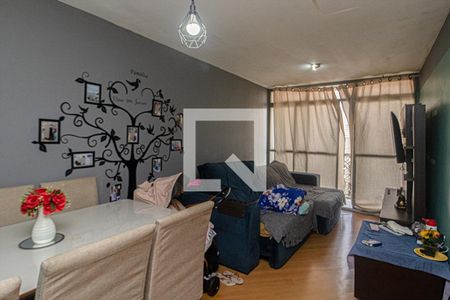 Sala de apartamento à venda com 2 quartos, 68m² em Parque Bristol, São Paulo