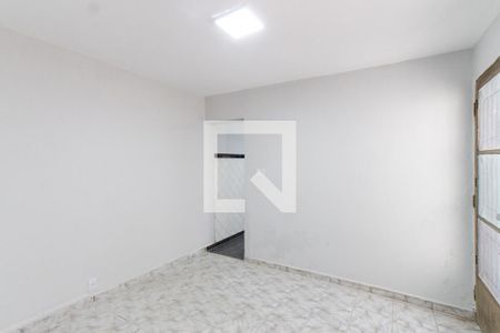 Sala   de casa de condomínio para alugar com 1 quarto, 50m² em Vila Nivi, São Paulo