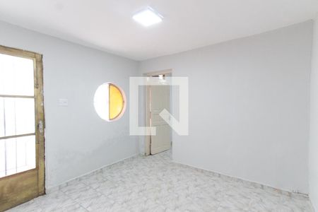 Sala   de casa de condomínio para alugar com 1 quarto, 50m² em Vila Nivi, São Paulo