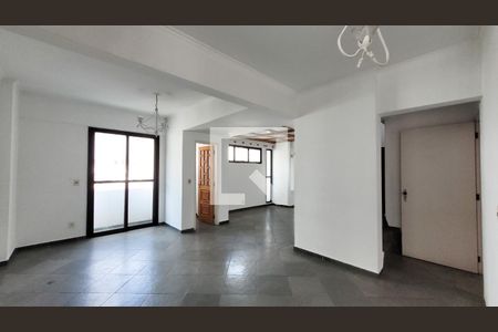 Sala de apartamento para alugar com 4 quartos, 260m² em Cambuí, Campinas