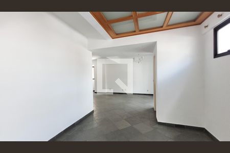 Sala de apartamento para alugar com 4 quartos, 260m² em Cambuí, Campinas