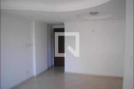 Sala  de apartamento para alugar com 3 quartos, 84m² em Costa Azul, Salvador