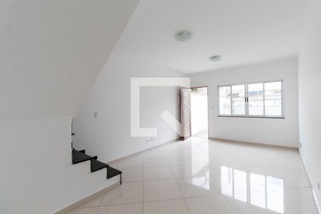 Sala de casa à venda com 3 quartos, 100m² em Vila Ré, São Paulo