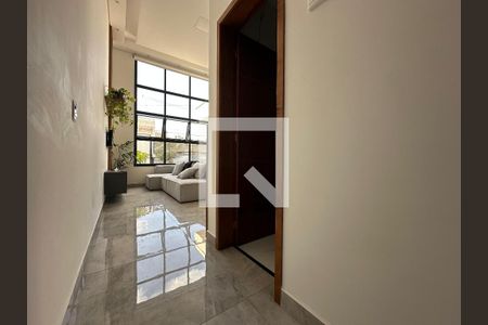 Sala de casa à venda com 3 quartos, 99m² em Jardim Marambaia II, Jundiaí