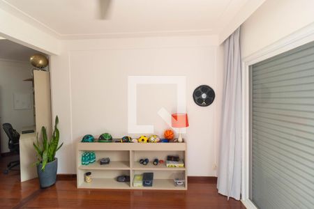 Casa de condomínio à venda com 555m², 4 quartos e 2 vagas Casa de condomínio à venda com 555m², 4 quartos e 2 vagasSuíte 02