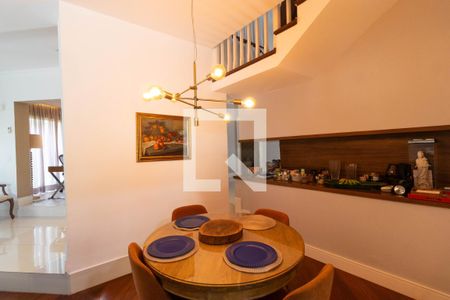 Casa de condomínio à venda com 555m², 4 quartos e 2 vagas Casa de condomínio à venda com 555m², 4 quartos e 2 vagasCopa