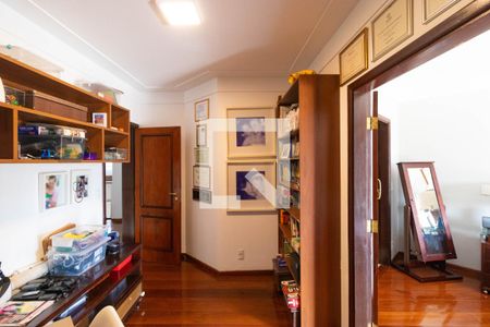 Casa de condomínio à venda com 555m², 4 quartos e 2 vagas Casa de condomínio à venda com 555m², 4 quartos e 2 vagasAate- Sala da Suíte 03