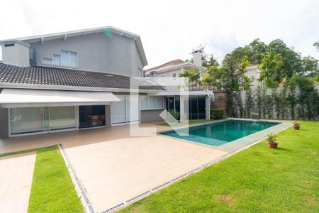 Casa de condomínio à venda com 555m², 4 quartos e 2 vagas Casa de condomínio à venda com 555m², 4 quartos e 2 vagasQuintal