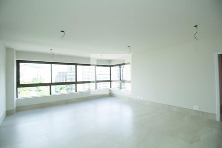 Sala de apartamento à venda com 3 quartos, 118m² em Savassi, Belo Horizonte