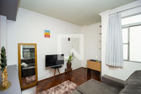 Sala de apartamento para alugar com 1 quarto, 50m² em Centro, Belo Horizonte