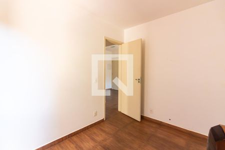 Quarto 1 de apartamento para alugar com 2 quartos, 44m² em Jardim Sao Pedro, Osasco