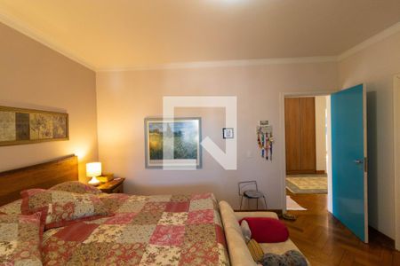 Casa de condomínio à venda com 345m², 4 quartos e sem vaga Casa de condomínio à venda com 345m², 4 quartos e sem vagaSuíte 04