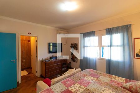 Casa de condomínio à venda com 345m², 4 quartos e sem vaga Casa de condomínio à venda com 345m², 4 quartos e sem vagaSuíte 04