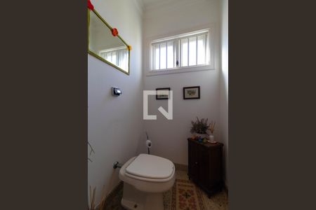 Casa de condomínio à venda com 345m², 4 quartos e sem vaga Casa de condomínio à venda com 345m², 4 quartos e sem vagaLavabo