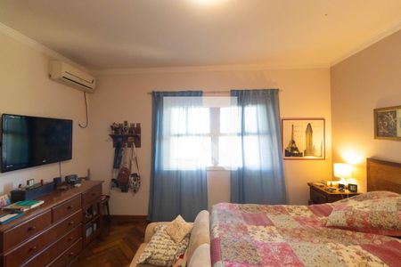 Casa de condomínio à venda com 345m², 4 quartos e sem vaga Casa de condomínio à venda com 345m², 4 quartos e sem vagaSuíte 04