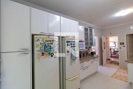 Casa de condomínio à venda com 345m², 4 quartos e sem vaga Casa de condomínio à venda com 345m², 4 quartos e sem vagaCozinha