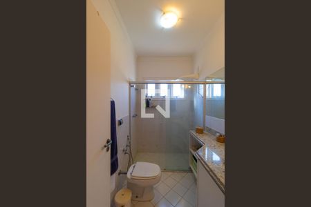 Casa de condomínio à venda com 345m², 4 quartos e sem vaga Casa de condomínio à venda com 345m², 4 quartos e sem vagaBanehiro da Suíte 02