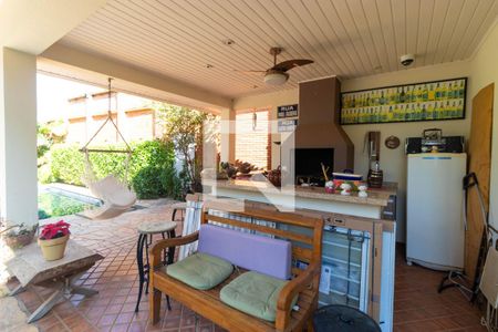 Casa de condomínio à venda com 345m², 4 quartos e sem vaga Casa de condomínio à venda com 345m², 4 quartos e sem vagaChurrasqueira