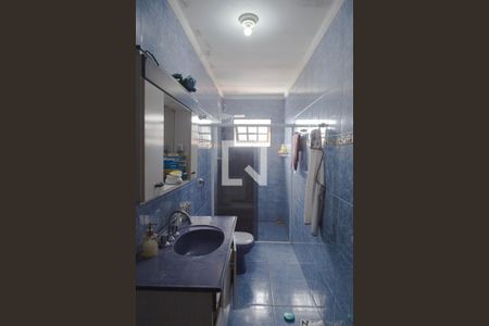 Casa à venda com 262m², 3 quartos e 6 vagas Casa à venda com 262m², 3 quartos e 6 vagasBanheiro 1