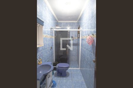 Casa à venda com 262m², 3 quartos e 6 vagas Casa à venda com 262m², 3 quartos e 6 vagasBanheiro 2