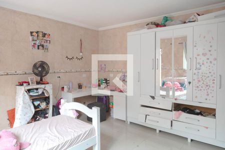 Casa à venda com 262m², 3 quartos e 6 vagas Casa à venda com 262m², 3 quartos e 6 vagasQuarto 3