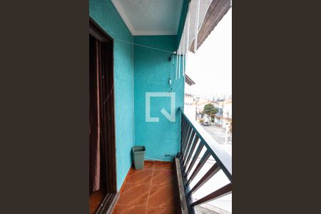 Casa à venda com 262m², 3 quartos e 6 vagas Casa à venda com 262m², 3 quartos e 6 vagasVaranda - Quarto 3