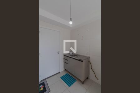 Sala/Cozinha/Área de Serviço  de apartamento para alugar com 1 quarto, 29m² em Vila Ré, São Paulo